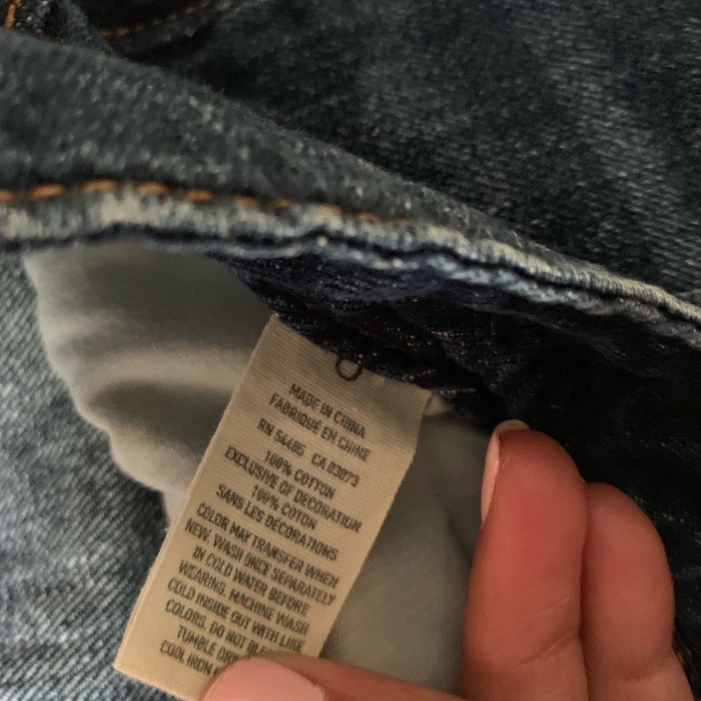 Shorts - Picture 3 of 3